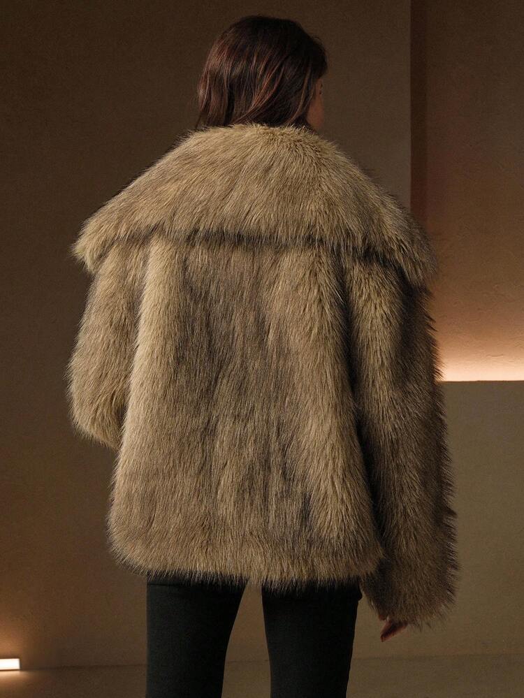 Neue vielseitige senfgelbe locker fallende Kragen Langarm Pelzmantel, Herbst/Winter