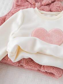 Cozy Pixies 3 件套女婴心形图案针织柔软连帽运动衫、无袖毛绒心形纹理背心、松紧腰裤套装 - 彩色 - 查看 8