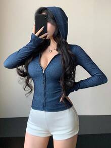 DAZY 女式合身连帽松紧前开休闲牛仔夹克 - 中等水洗藍 - 查看 2