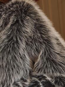 Aloruh 女士短款人造皮草大衣，秋冬保暖 - 黑色 - 查看 7