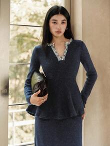 Dazy-Less Elegantes 2 Stücke Damen-Set: Langarm-Pullover mit Pailletten-Patchwork, V-Ausschnitt und Rüschensaum sowie gestrickter Midi-Rock, Herbst/Winter