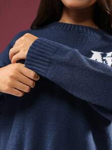 Áo len dệt kim màu xanh hải quân SUMWON với logo NY màu trắng, tay dài, cổ tròn, thích hợp cho mùa thu đông và đi nghỉ mát. - Xanh đậm - Xem 5