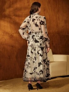 Anewsta Damset med fjärilsbroderad meshblus och kjol med lanternärmar - Aprikos - Visa 2