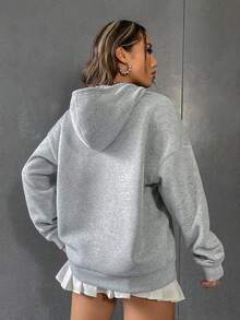 SHEIN Unity 字母图案落肩抽绳连帽衫，毕业季、教师节、返校季套头衫，秋季款 - 淺灰色 - 查看 2