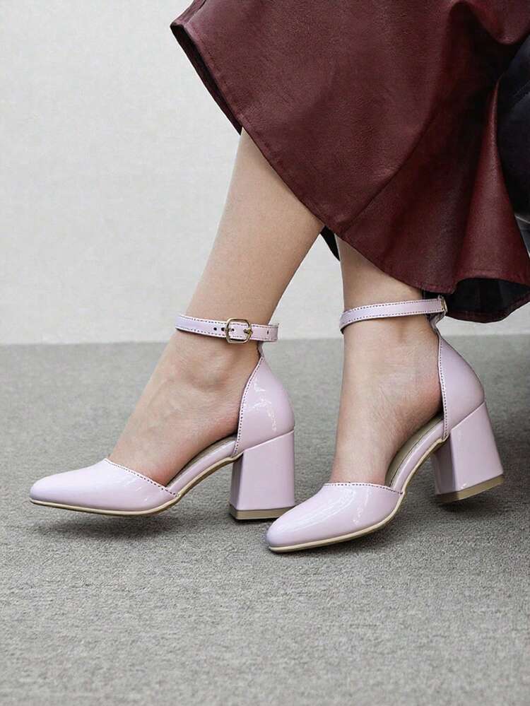 La nueva versión coreana de primavera y verano de zapatos de cabeza puntiaguda con hebillas y tacones altos moda zapatos de mujer huecos - Beis - Añade 2