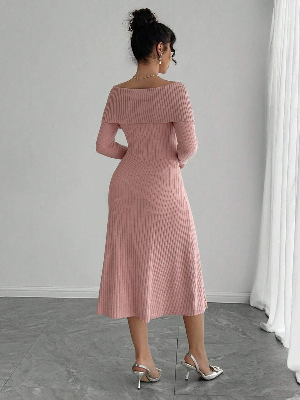 Cold Shoulder Vintage Sweater Dress, Slimming Effect, Autumn/Winter New Arrival Long Sleeve Tops