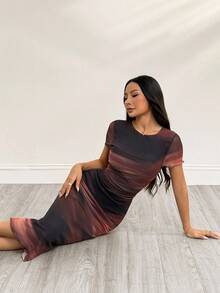 SHEIN PETITE 女士时尚网纱印花短袖长连衣裙，春夏女装，夏季女装，工作夏季连衣裙，中长连衣裙，沙滩派对毕业礼服，办公室女士连衣裙，机场夏季蜜月女士连衣裙，波西米亚风女士夏季连衣裙 - 棕色 - 查看 7