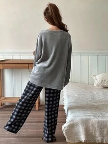 DAZY 少女卡通刺绣圆领长袖上衣和格子裤睡衣套装 - 灰色 - 查看 5