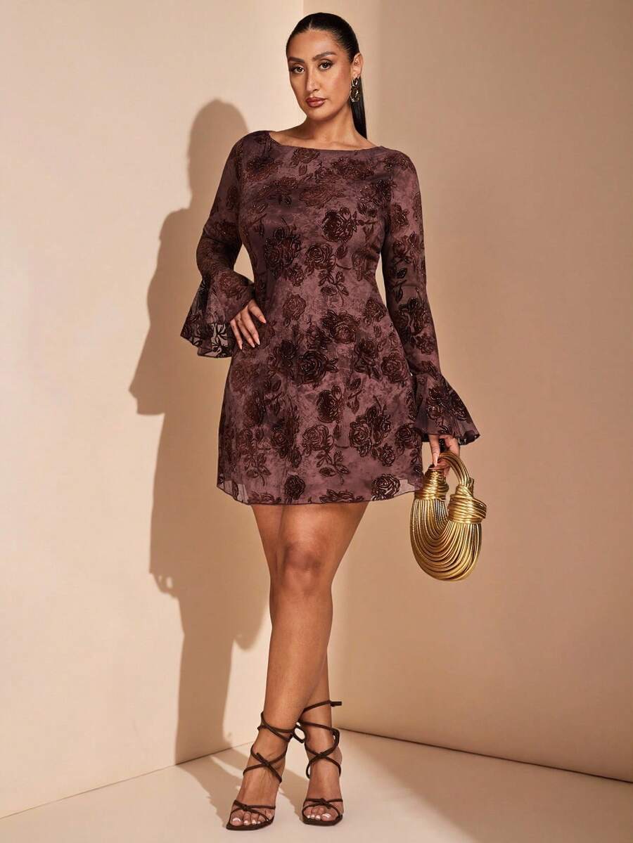 SHEIN BAE 加大码纯棕色纹理 3D 玫瑰花植绒长袖紧身性感露背迷你连衣裙、优雅性感连衣裙、派对连衣裙、3D 花卉连衣裙、露背连衣裙