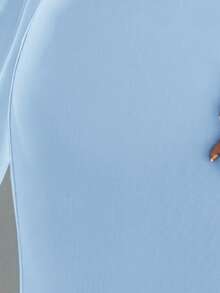 Aloruh 女式不对称领口简约纯色修身连衣裙 - 淺藍色 - 查看 9