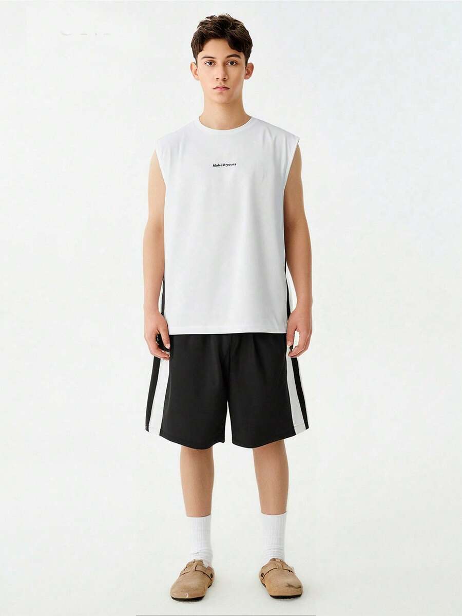 SHEIN 2 件套青少年男孩字母印花圆领背心和短裤套装 - 彩色 - 查看 1