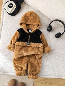 SHEIN 2 pièces/Set Bébé Garçon/Fille Décontracté Mignon Bloc de Couleur Sweat-shirt à Capuche Moelleux et Pantalon de Jogging Ensemble de Survêtement, Vêtements de Bébé Unisexe, Tenue Thermique d'Hiver pour Bébé