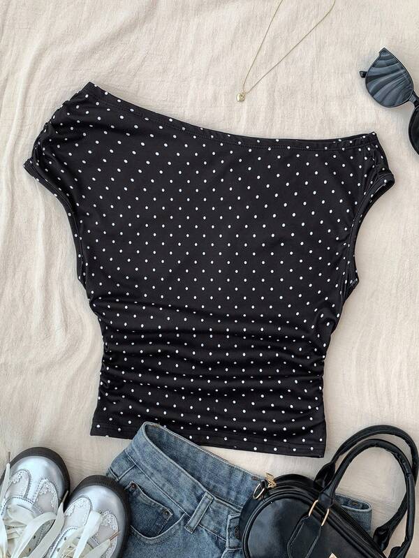 Teen Girls' Black Knit Casual Minimalist Polka Dot Print Asymmetric Ruched Cropped Top, Suitable For Spring/Summer, Casual, Personalized Styling, Daily Wear One Shoulder Crop Top Polka Dot Crop Top Black Crop Top Cute Tube Top Polka Dot Top Black Tube Top Cute Tube Tops Cute Crop Top
