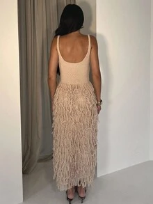 Glamine 女士驼色针织侧开衩无袖蓬松流苏性感迷人连衣裙 - 駝色 - 查看 2