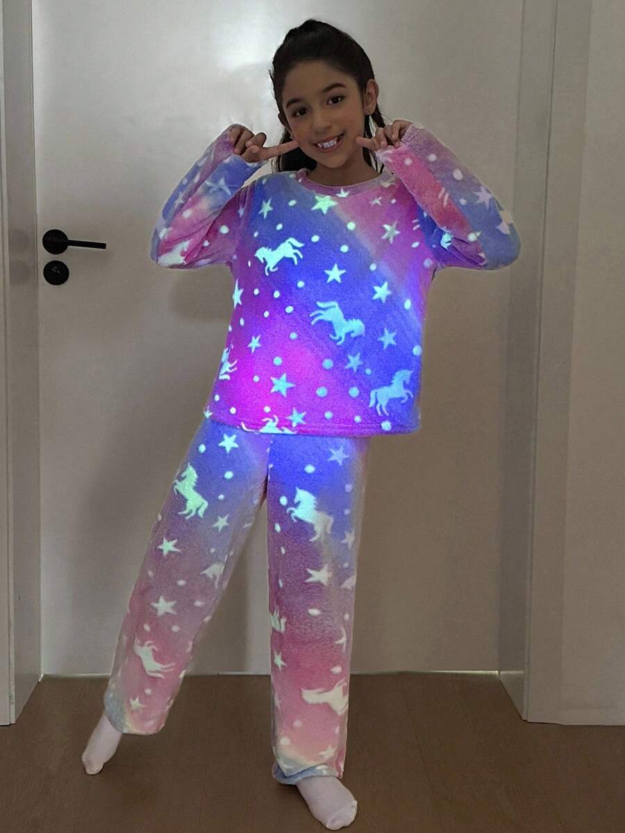 SHEIN Tween 女孩秋冬毛绒珊瑚绒睡衣套装，可爱卡通独角兽，星星和扎染印花，反光印花，柔软舒适，舒适法兰绒家居服，两件套睡衣套装 - 彩色 - 查看 1
