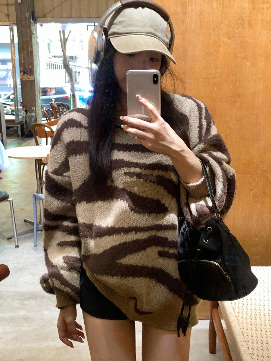DAZY Suéter holgado con estampado de cebra para mujer, estilo casual de calle para otoño/invierno - Café integral - Ver 1
