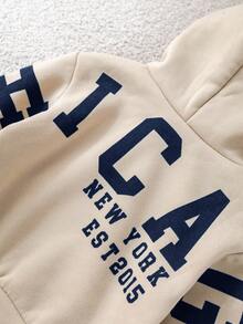 SHEIN مجموعة ملابس طفل ولد 2 قطعة، سترة هوديي مطبوع عليها رسومات حرفية جميلة + بنطلون جوجر أخضر، ملابس أطفال مناسبة للخريف والشتاء