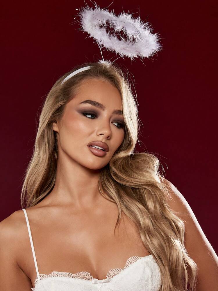 MISSGUIDED Fluffy Feather Halo Headband With White Band