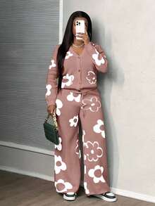 EURMUSE Women Floral Pattern Long Sleeve Single-Breasted Knitted Cardigan And Knitted Pants Casual Suit, Autumn/Winter - Multicolor - View 4