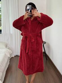 SHEIN 大码女式毛绒长款兔耳睡袍，宽松保暖睡衣，带腰带，可外穿，秋冬季，蓬松柔软 - 酒紅色 - 查看 4