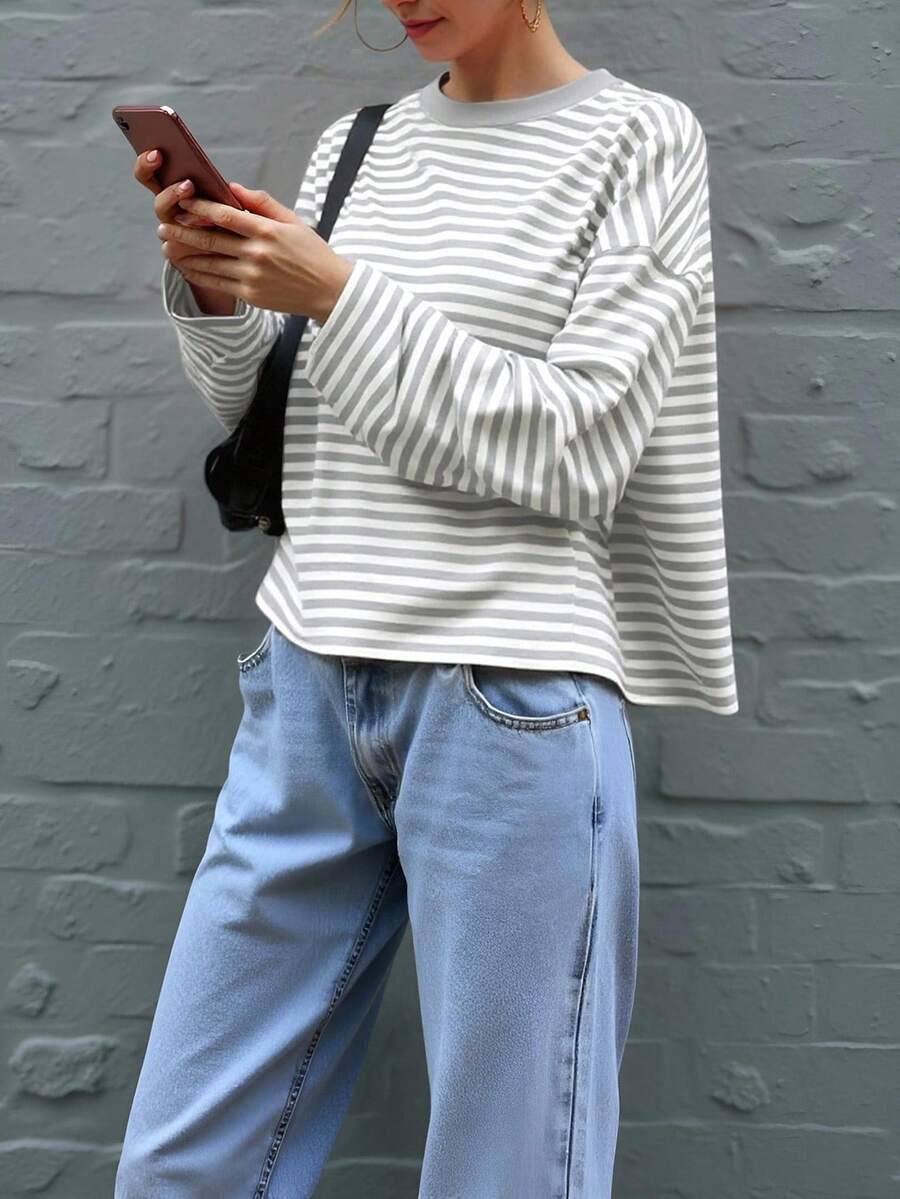 INAWLY 女士休闲条纹圆领落肩长袖T恤，简约时尚 - 淺灰色 - 查看 1