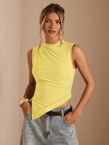 SHEIN BAE Women's Solid Color Sleeveless Cropped Casual Tank Top With Asymmetrical Hem,Multipack - Yellow - View 5