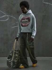 Manfinity ZONE917 Men Inlaid Rhinestone Teeth Mouth Print Grey Relaxed-Fit Thermal Lined Hoodie, For Fall Winter, Long Sleeve Top - Light Grey - View 3