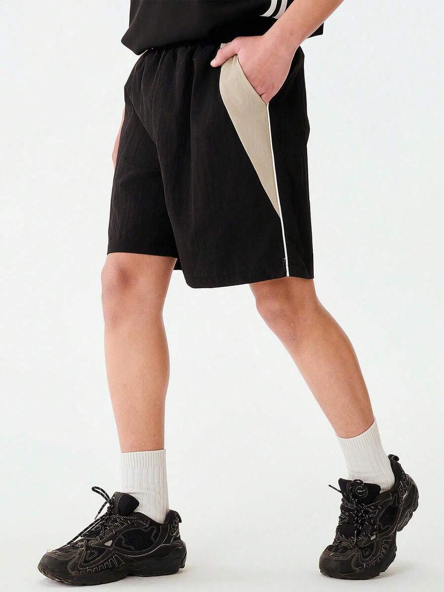 SHEIN 1 pezzo Pantaloncini da basket stile hip hop vintage americano per ragazzi adolescenti, vestibilità ampia, patchwork casual, streetwear, adatti per basket, hip hop, uso quotidiano, estate all'aperto, skateboard - nero - Visualizzare 1