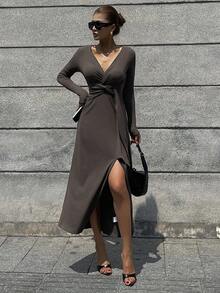 Livesso Vestido elegante de manga larga con cuello en V, cintura ajustada, nudo retorcido y bajo dividido, forrado térmico de unicolor, adecuado para eventos formales en otoño/invierno