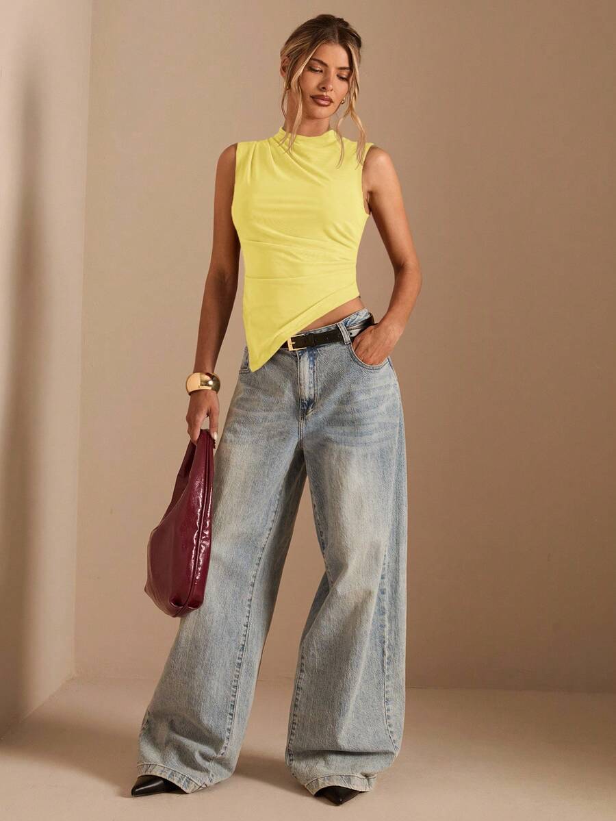 SHEIN BAE Women's Solid Color Sleeveless Cropped Casual Tank Top With Asymmetrical Hem,Multipack - Yellow - View 1