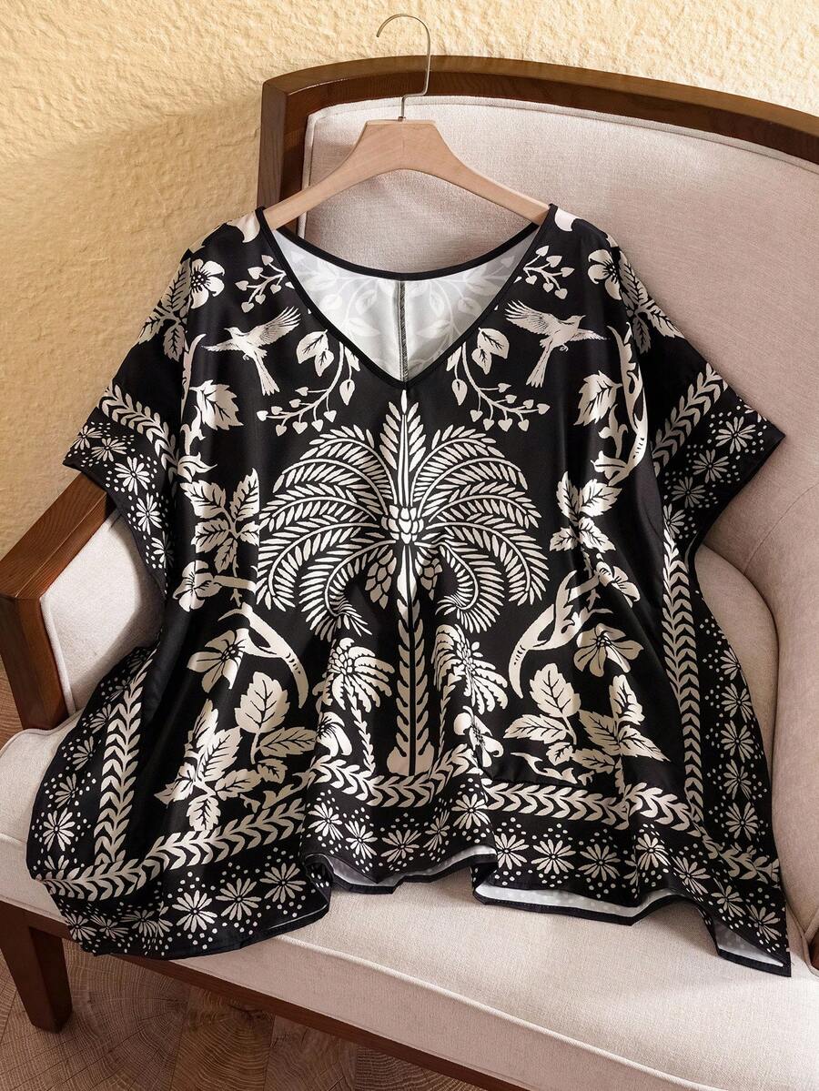 EMERY ROSE Plus Size V-Neck All-Over Print Loose Vacation Shirt For Summer