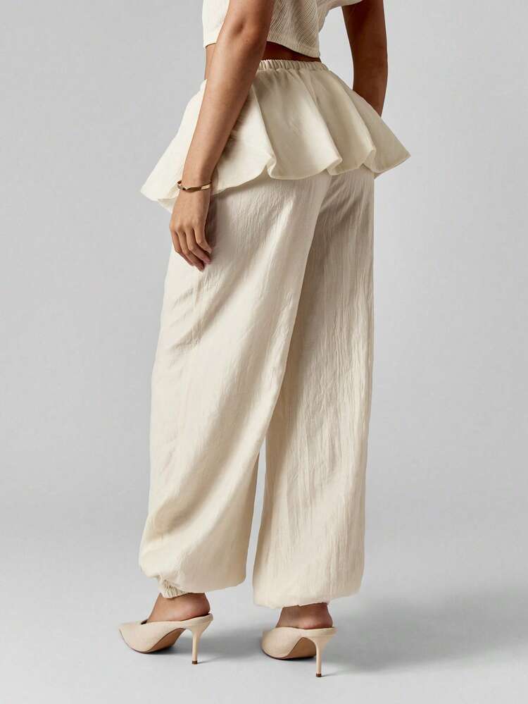 MISSGUIDED Balloon Style Wide Leg Pants With Ruffle Waist Detail And Drawstring Tie For Casual Spring Summer Wear