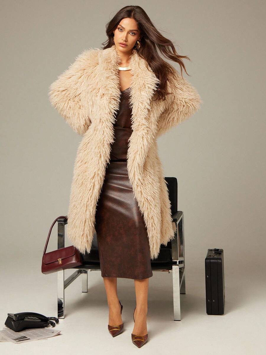 Silquee High-End Series New Autumn And Winter Fashion Fluffy Brown Fur Long Curly Mid-Length Coat, Elegant Women's Furry Parka, Women's Fashion Street Style Slanted Pocket Collar Metal Button Front Faux Fur Jacket, Winter Fur Coat With Lining