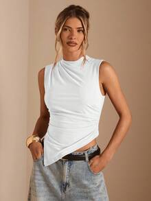 SHEIN BAE Women's Solid Color Sleeveless Cropped Casual Tank Top With Asymmetrical Hem,Multipack - White - View 5