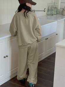 DAZY 2 件套青少年女孩圆领字母刺绣运动衫套装，秋季