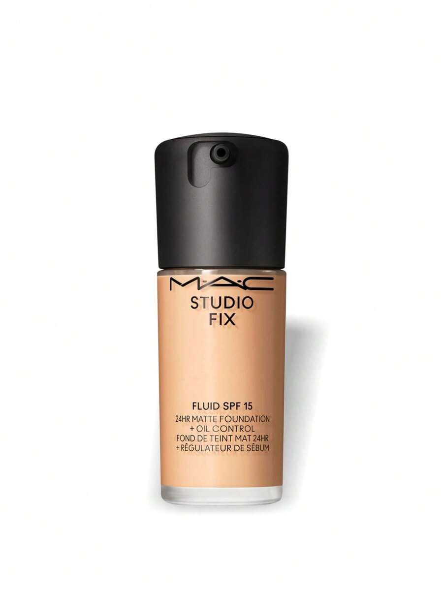 MAC Studio Fix Fluid SPF15 24HR Oil Control Matte Foundation NC17 30 Ml - NC17 - View 1