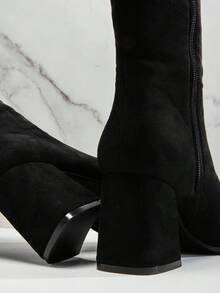 SHUZIA بوت نسائية ذات كعب مسطح عالي الركبة أنيقة ومريحة - الأسود - مشاهدة 6