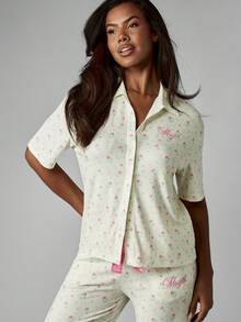 MISSGUIDED Bộ đồ ngủ in hoa tinh tế dành cho nữ quần dài cài nút áo tay ngắn đồ ngủ có ruy băng hồng đồ ngủ xuân hè - Nhiều màu - Xem 5