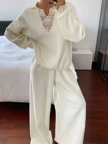 Livesso 女式秋季蕾丝拼布 V 领宽松上衣和休闲裤针织两件套 - 白色 - 查看 5