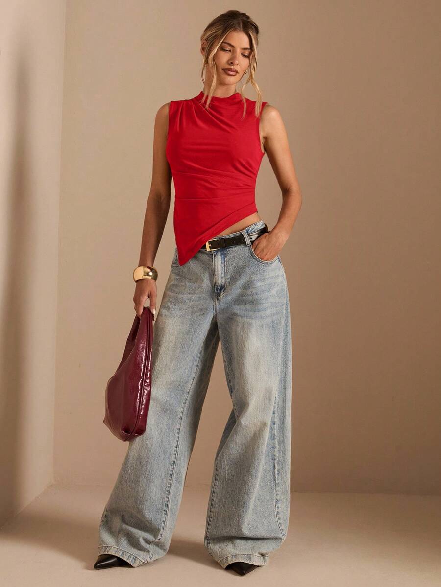 SHEIN BAE Women's Solid Color Sleeveless Cropped Casual Tank Top With Asymmetrical Hem,Multipack - Red - View 1