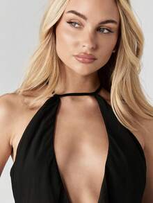 MISSGUIDED 露背雪纺吊带背心，垂坠式领口，后背系带设计，适合夏季派对场合 - 黑色 - 查看 5