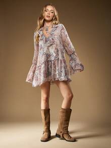 MISSGUIDED 飘逸荷叶边领口雪纺迷你连衣裙佩斯利印花喇叭袖秋冬波西米亚风节日婚礼宾客派对场合服装 - 白色 - 查看 3