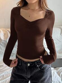 SHEIN Camiseta de manga larga ajustada para adolescentes, unicolor con busto fruncido, camiseta casual y dulce para niña, adecuada para volver al colegio, ocasiones festivas, picnic familiar al aire libre, uso diario, color marrón