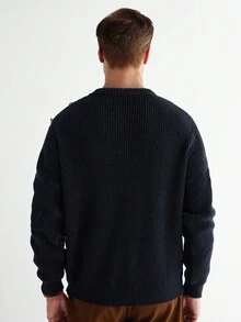 Manfinity CityGents Men's Casual Loose Fit Pullover Sweater With Metal Decor On Shoulders, Autumn