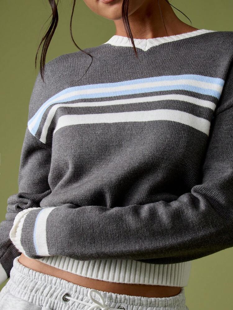 MISSGUIDED Fitted Waist V Neck Knit Top With Horizontal Stripes And Contrast Ribbed Trim For Casual Everyday Comfort