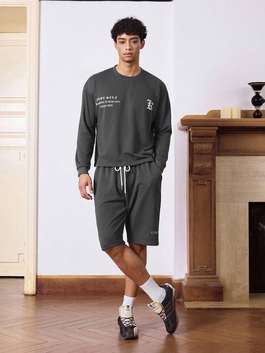 Manfinity VCAY Men's Letter Print Long Sleeve T-Shirt And Pocket Shorts Set, Fall Clothes - Dark Grey - View 1