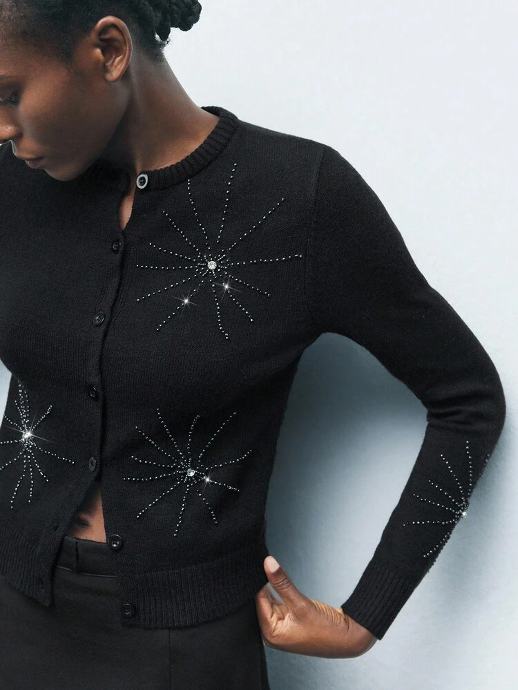 SHEIN Maija 2025 Wide Shoulder Deep V-Neck Long Sleeve Fitted Backless Dress, Suitable For Early Autumn Back To School, Party, Campus Gathering,Women's Winter Sweater, Winter , Autumn For Women , Halloween Costume, Halloween Cosplay, Spider Tube Bead Embroidery, Party , Party Top, Sequin Sweater, Black To Black Western Top Leather Tops Leather Top Women Black Leather Top