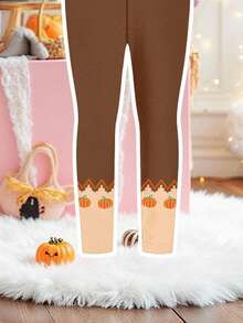 SHEIN Bộ đồ Happikins màu kem và cam họa tiết bí ngô Fair Isle dễ thương "Mùa bí ngô! Không khí mùa thu" gồm áo nỉ dài tay cổ tròn dày dặn mềm mại và quần legging cho bé gái, trang phục mùa thu, thoải mái dễ chịu, nhiều lớp áo mùa thu cho bé gái, trẻ em sành điệu, trang phục thường ngày, quần áo in hình cho bé, quần áo mùa thu, thích hợp cho ở nhà, nông trại, dã ngoại, tiệc Halloween, Lễ Tạ ơn và mùa đông. - Nhiều màu - Xem 5