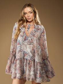 MISSGUIDED 飘逸荷叶边领口雪纺迷你连衣裙佩斯利印花喇叭袖秋冬波西米亚风节日婚礼宾客派对场合服装 - 白色 - 查看 1
