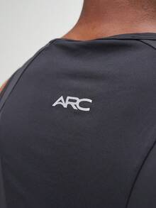 Camisetas de tirantes de ajuste regular para hombre ARC, para entrenamiento y gimnasio en verano - Gris Oscuro - Ver 3